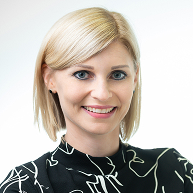 Theresa Heim Headshot 2020.jpg